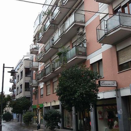 Bed and Breakfast Le stanze di Bruno Pescara Esterno foto